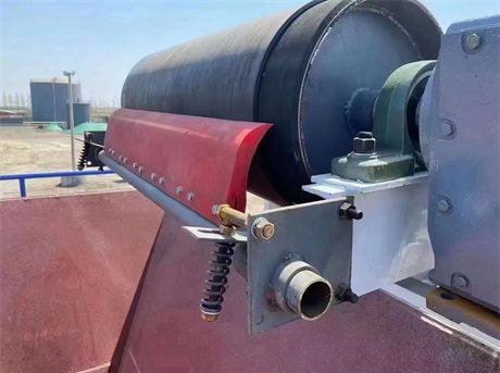 皮带清扫器' width=